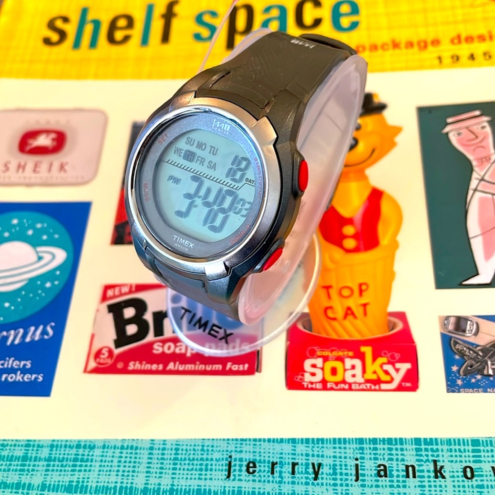 Sports Timex 170 years 24- hour chronograph 50m water-resistant, 2 time zones